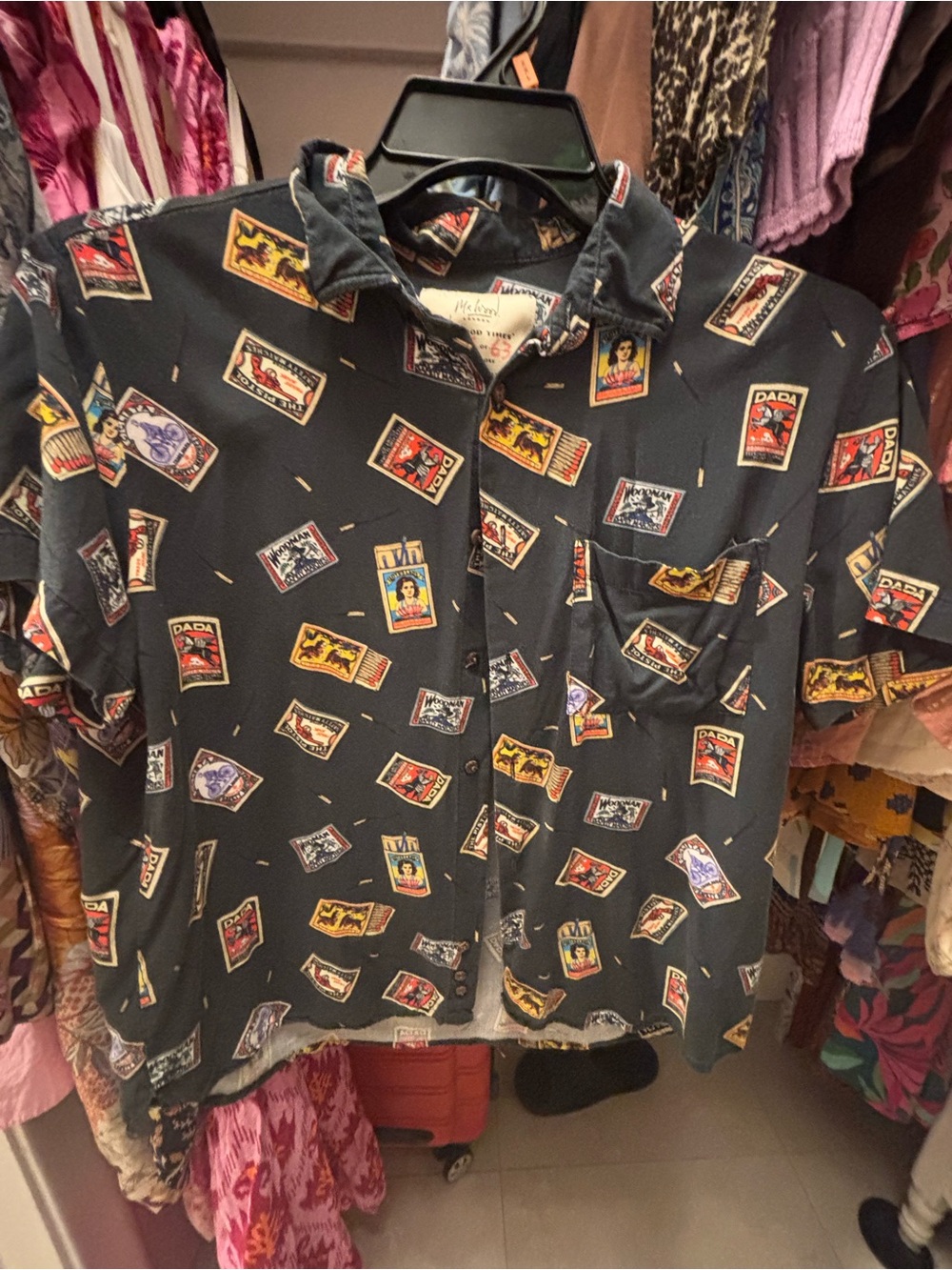 Casual Black Short-Sleeve Button-Down Shirt with Matchbox Print